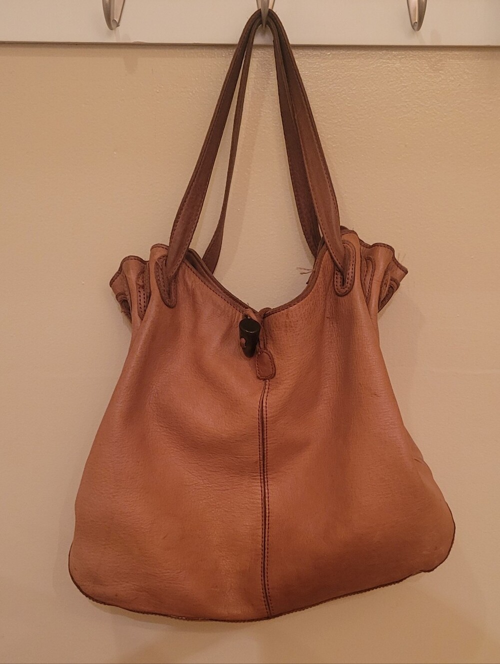 Classic Old Navy Tan Leather Shoulder Tote - Women's Bag